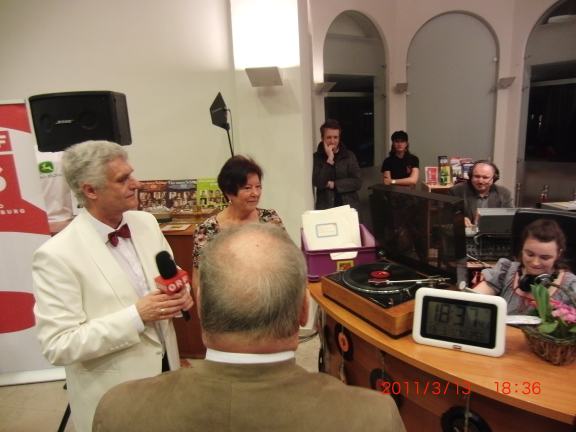 CIMG0401_1_stunde_22-live-Schellack-3.jpg